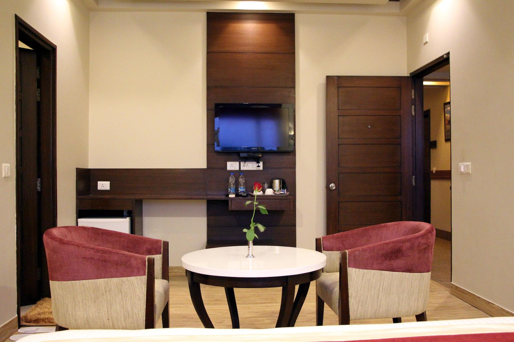 Dasaprakash Hotel